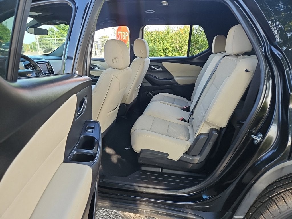 2022 Chevrolet Traverse LS
