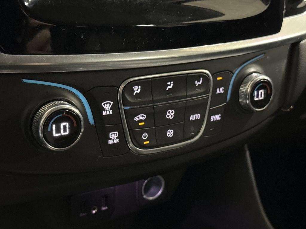 2021 Chevrolet Traverse LS