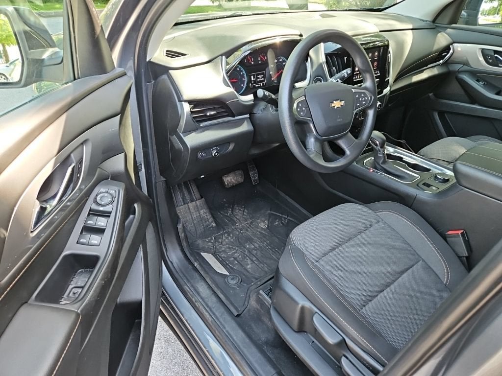 2021 Chevrolet Traverse LS