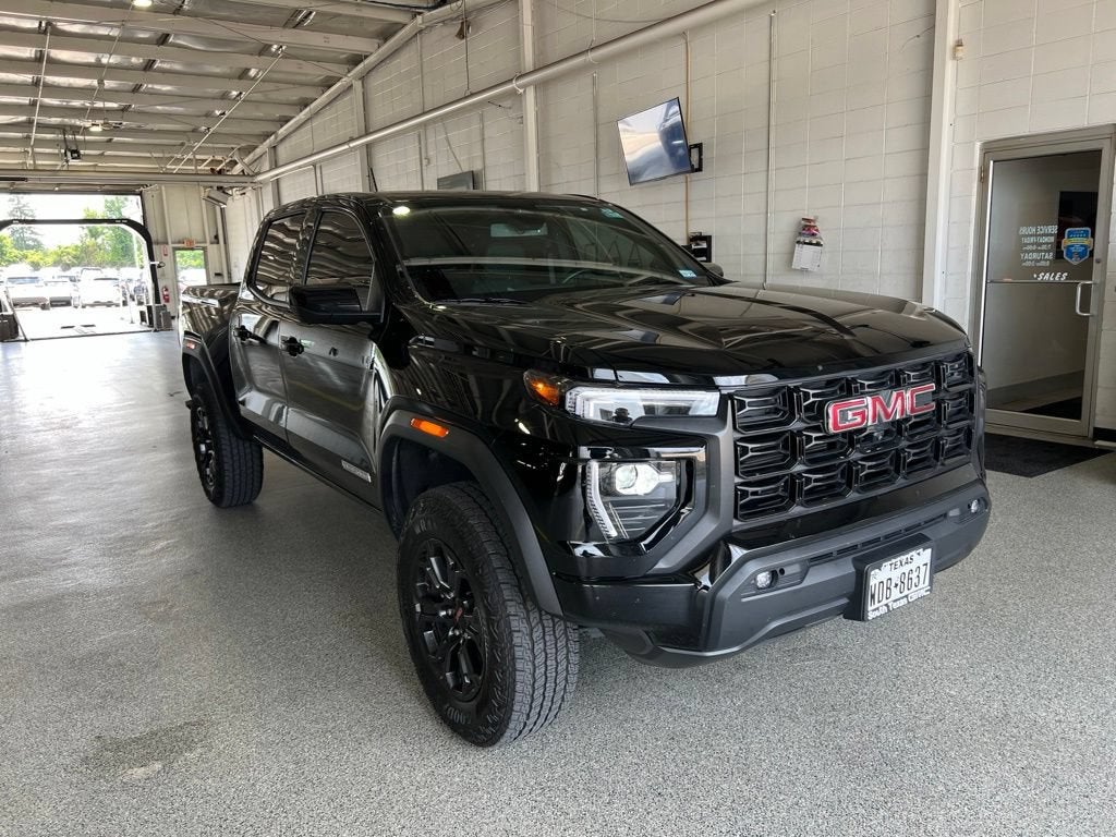 2025 GMC Canyon Elevation