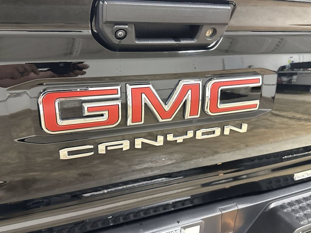 2025 GMC Canyon Elevation