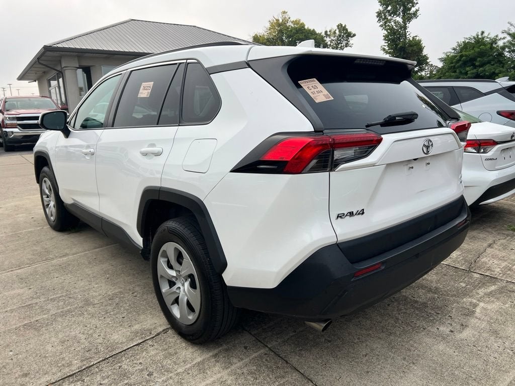 2021 Toyota RAV4 LE