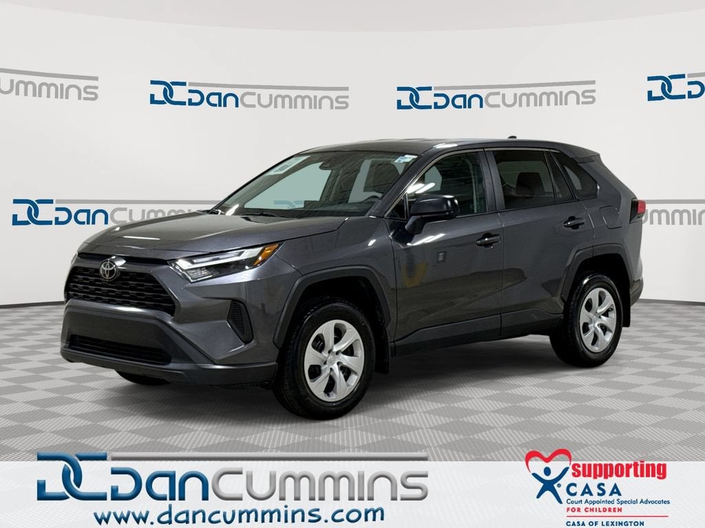 2024 Toyota RAV4 LE
