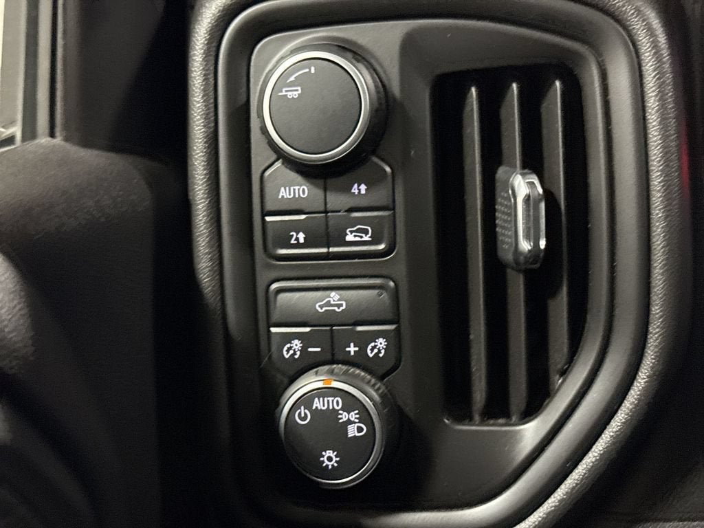 2019 Chevrolet Silverado 1500 Custom