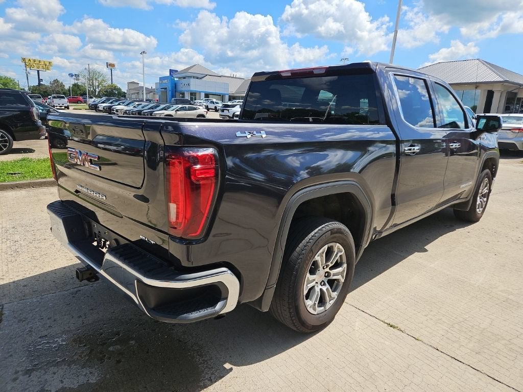 2025 GMC Sierra 1500 SLT