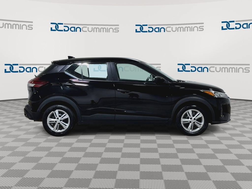 2021 Nissan Kicks S