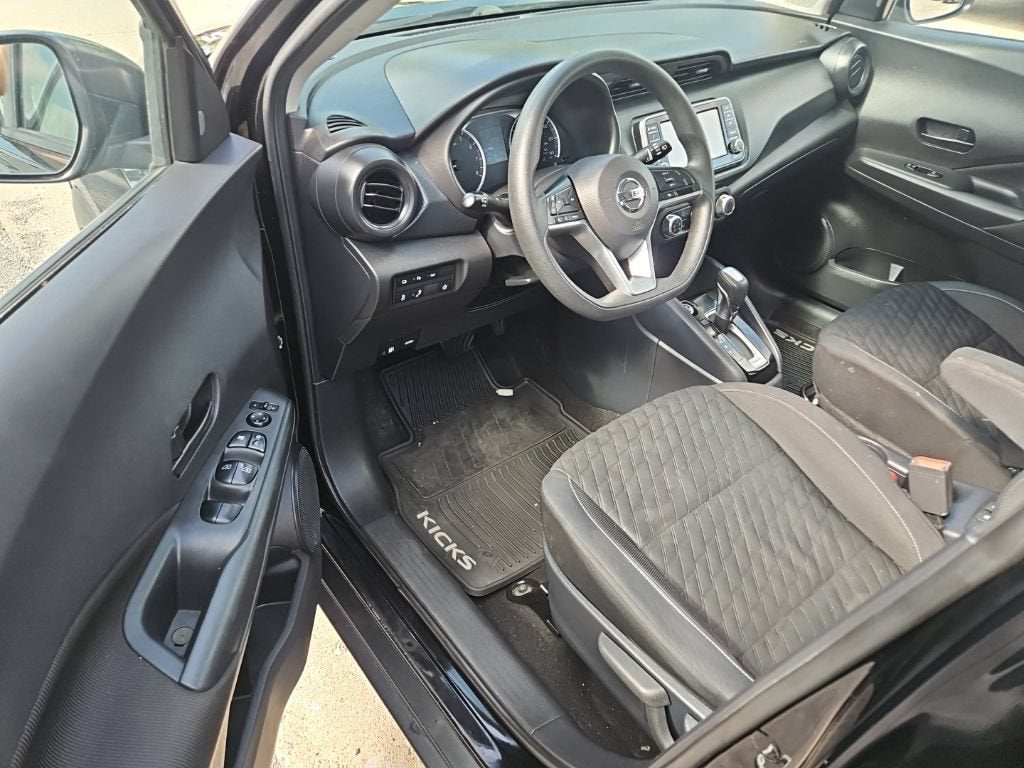 2021 Nissan Kicks S