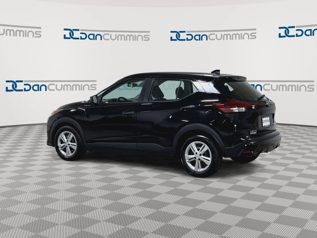2021 Nissan Kicks S