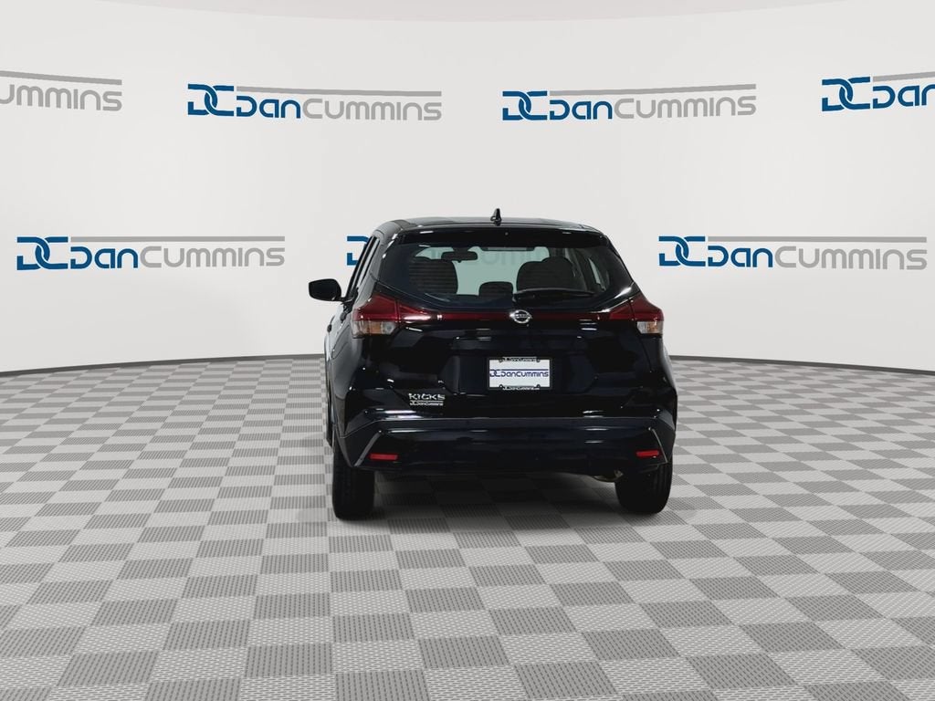 2021 Nissan Kicks S
