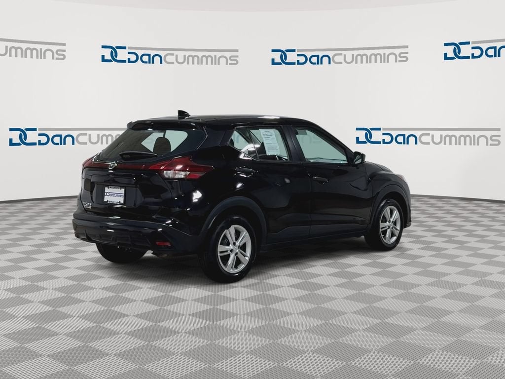 2021 Nissan Kicks S