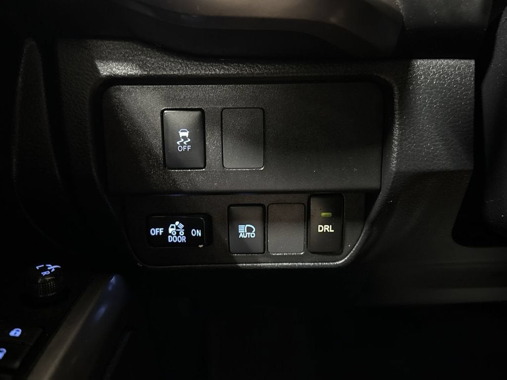 2021 Toyota Tacoma 2WD SR5