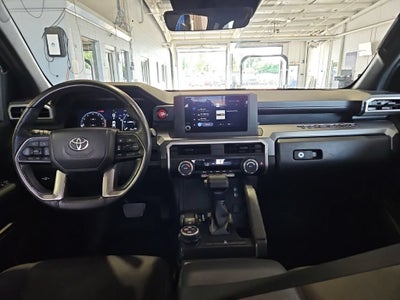 2024 Toyota Tacoma 4WD SR5
