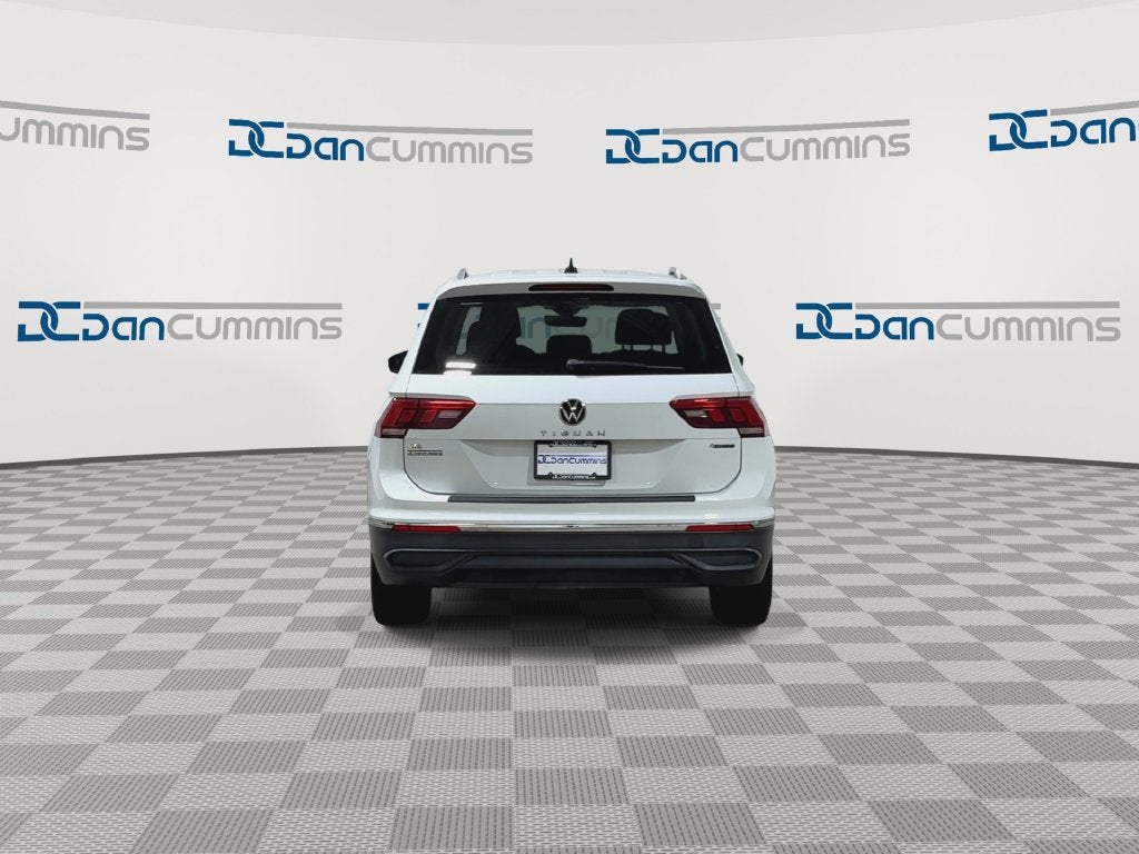 2022 Volkswagen Tiguan SE