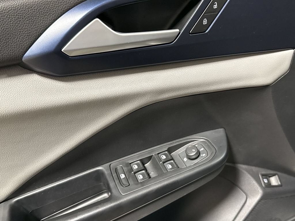 2022 Volkswagen Taos SE