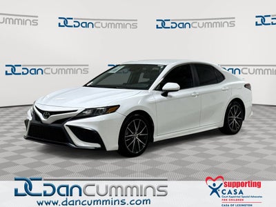 2022 Toyota Camry SE