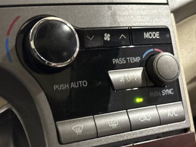 2009 Toyota Venza 4dr Wgn V6 AWD (Natl)