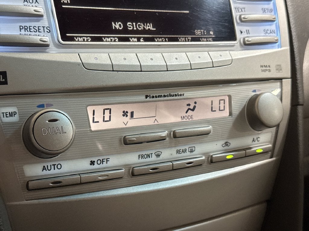 2010 Toyota Camry 4dr Sdn I4 Man (Natl)
