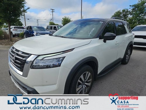 2024 Nissan Pathfinder SL