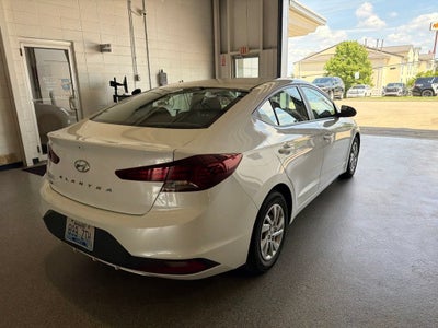 2020 Hyundai Elantra SE