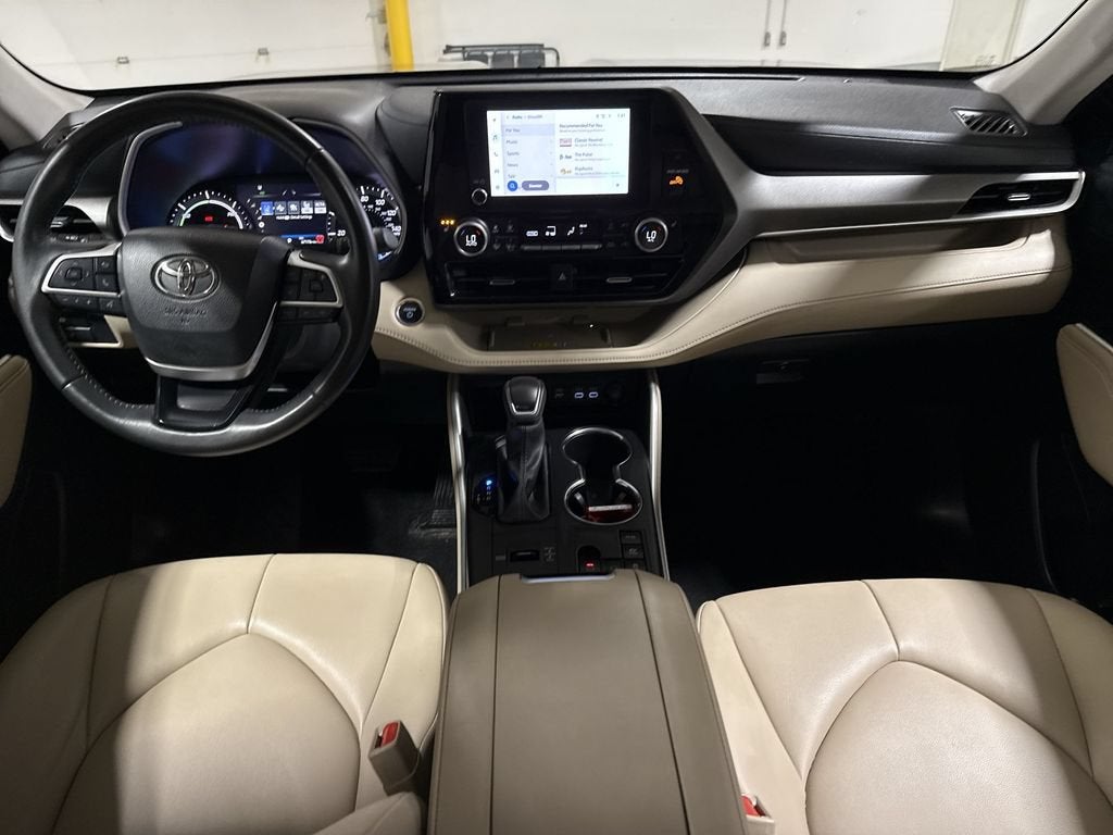 2024 Toyota Highlander Hybrid XLE