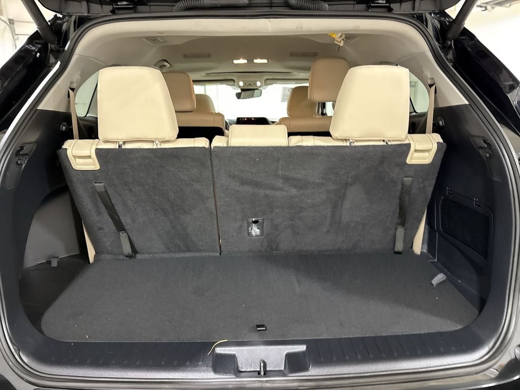 2024 Toyota Highlander Hybrid XLE