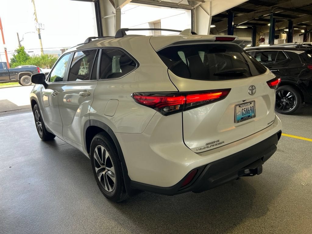 2023 Toyota Highlander L