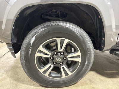2016 Toyota Tacoma SR