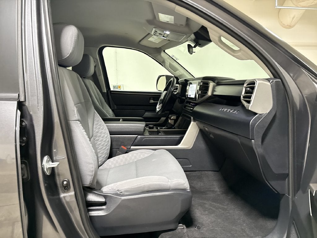 2024 Toyota Tundra 4WD SR5