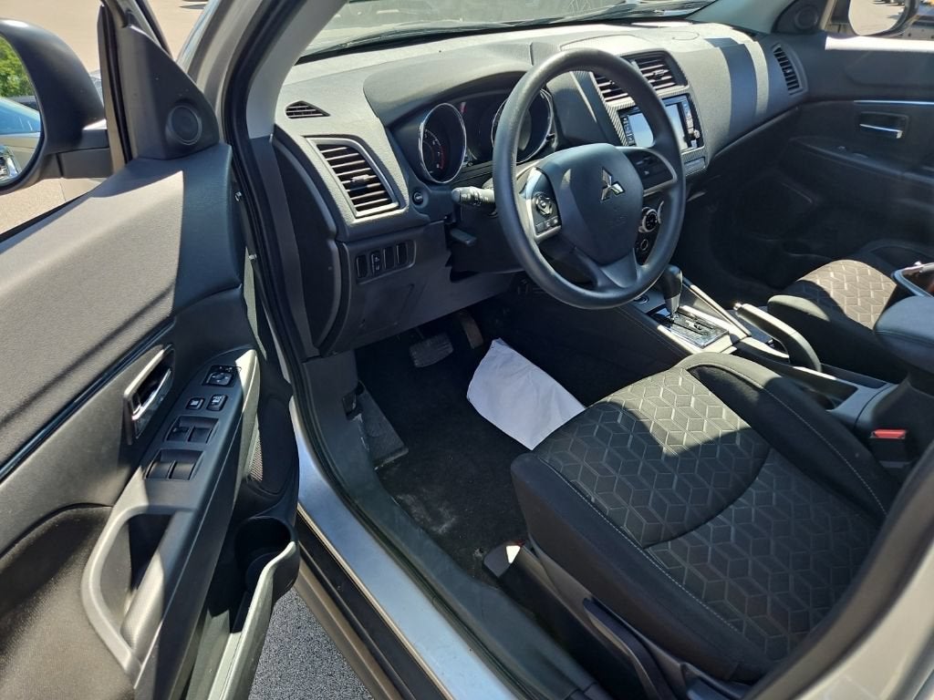 2024 Mitsubishi Outlander Sport S
