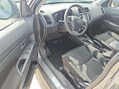 2025 Mitsubishi Outlander Sport S