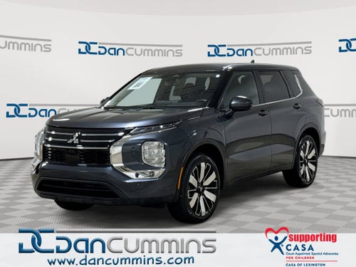 2025 Mitsubishi Outlander SE