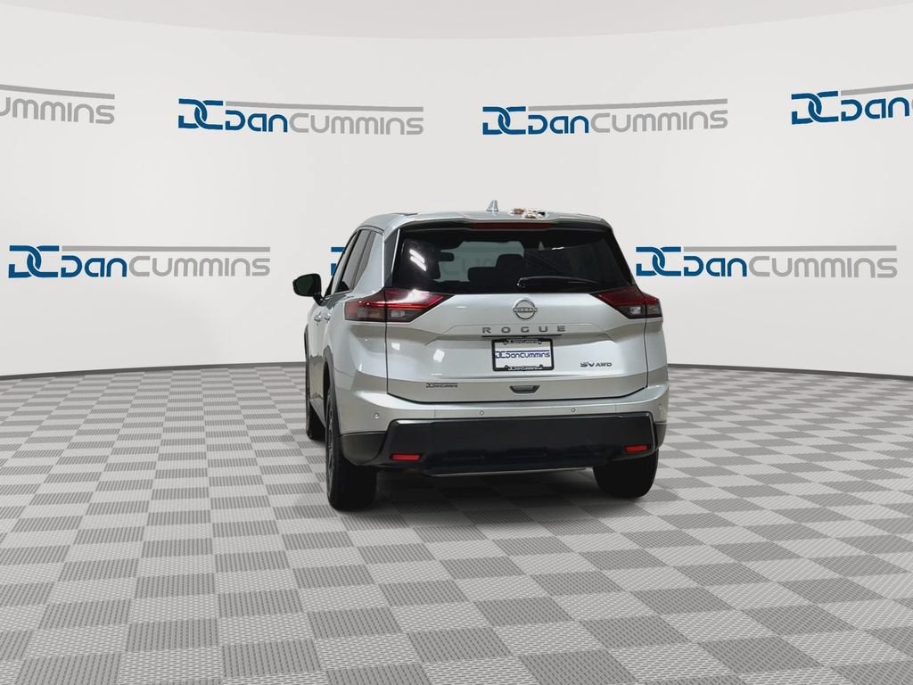 2024 Nissan Rogue SV