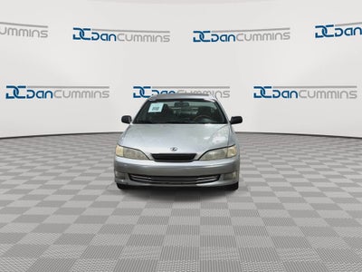 2000 Lexus ES 300 4dr Sdn