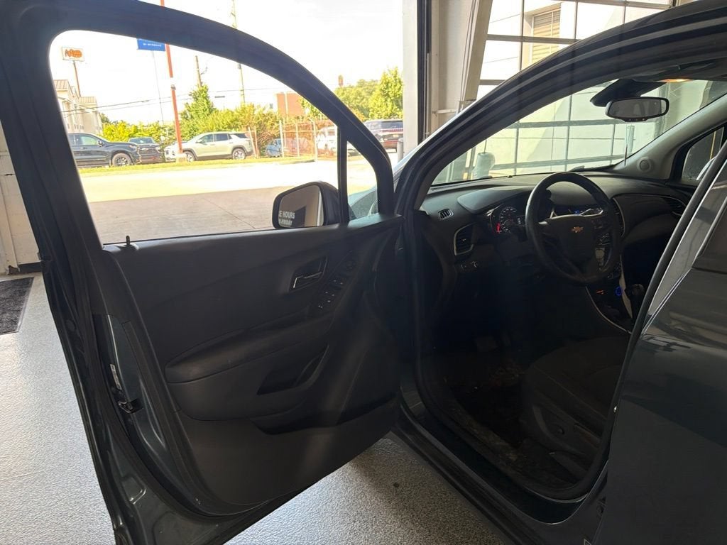 2021 Chevrolet Trax LS