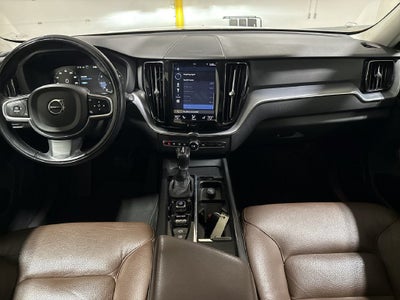 2020 Volvo XC60 Momentum