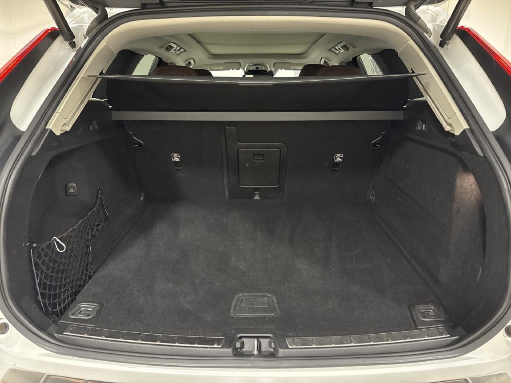 2020 Volvo XC60 Momentum
