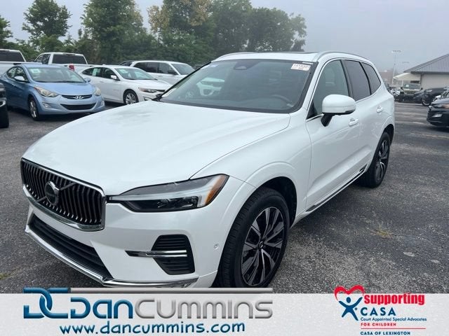 2023 Volvo XC60 Plus Bright Theme